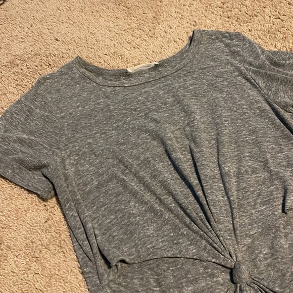 Honey Punch cut out jersey tshirt dress with front knot - Picture 3 of 3